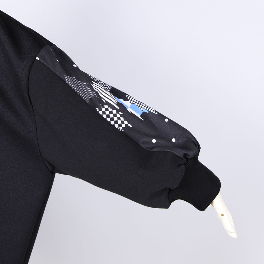 MINT NeKO Patchwork Wide Sweatshirt / A