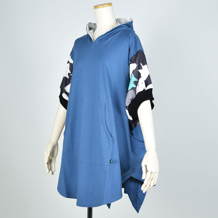 MINT NeKO Big Sleeve Poncho Hoodie BL-BK