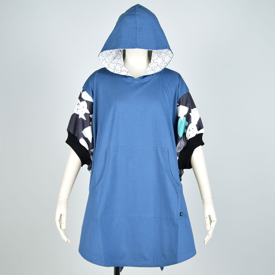 MINT NeKO Big Sleeve Poncho Hoodie BL-BK