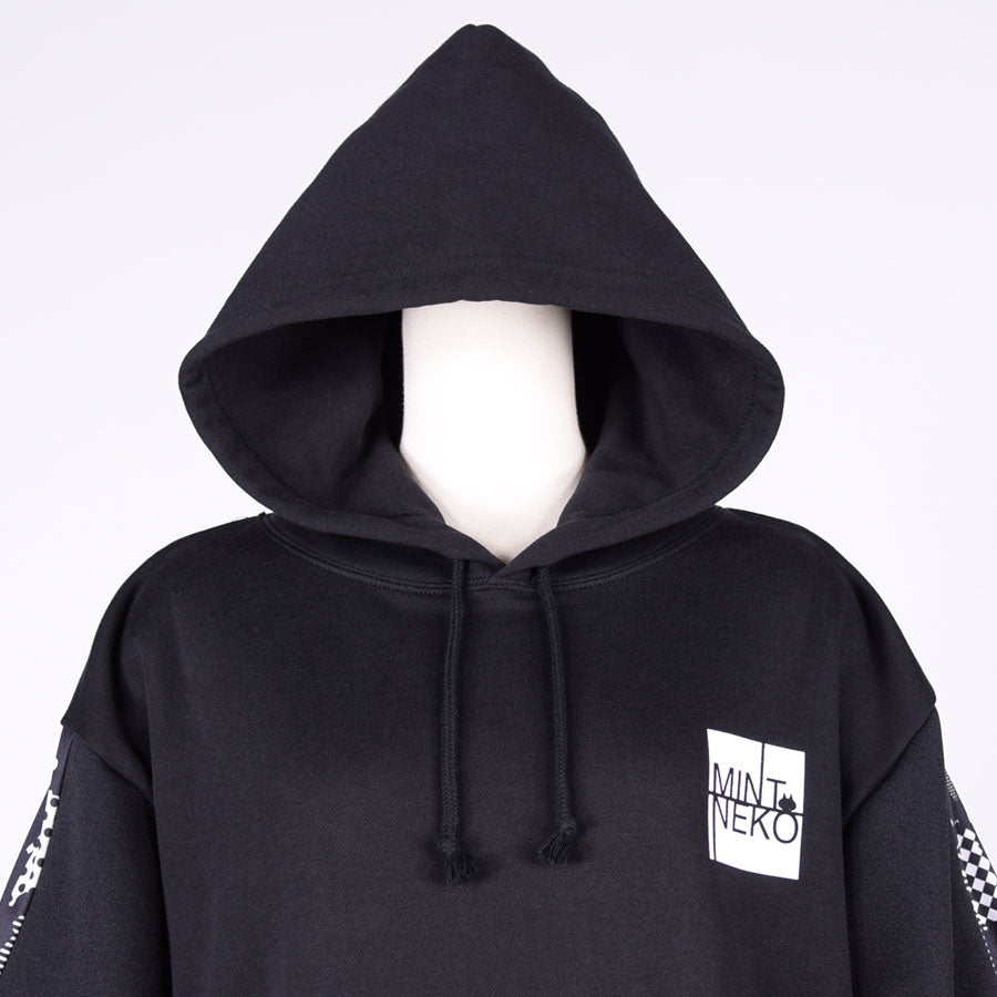 MINT NeKO ボリュームスリーブフーディー BK