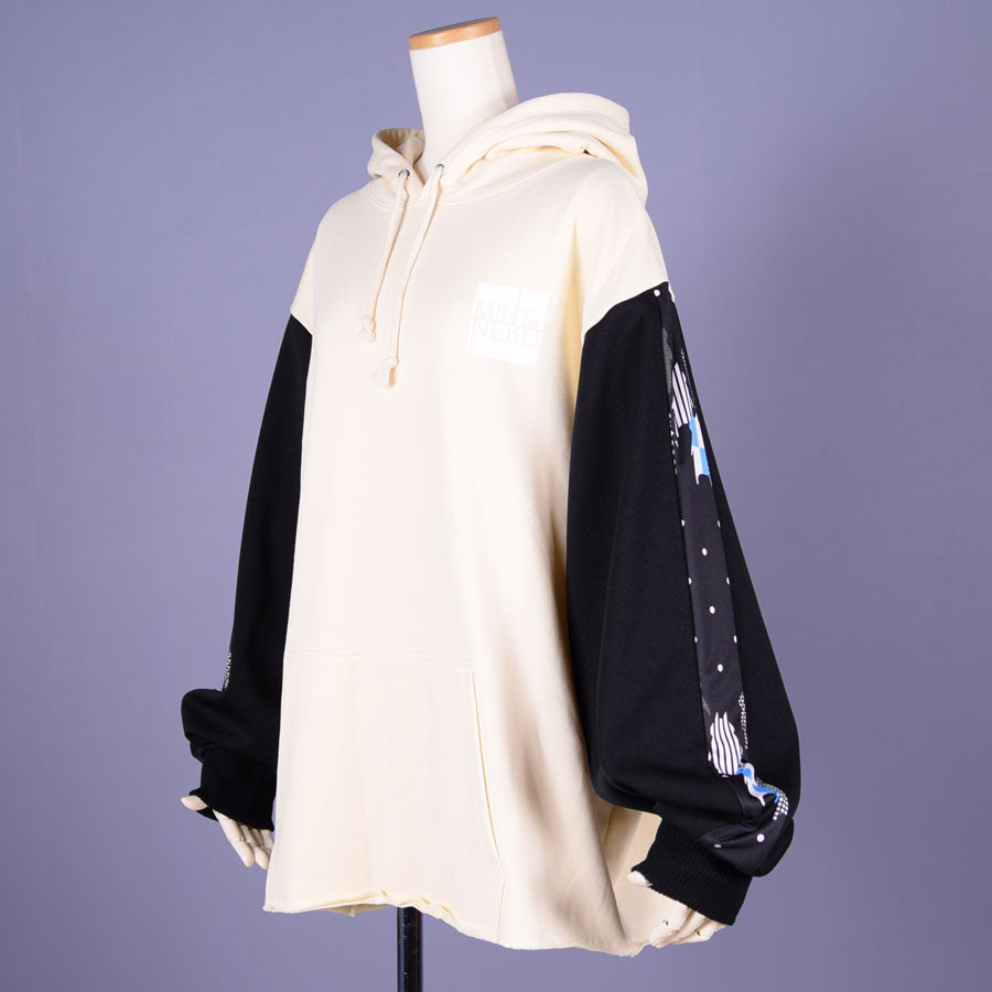 MINT NeKO ボリュームスリーブフーディー WH