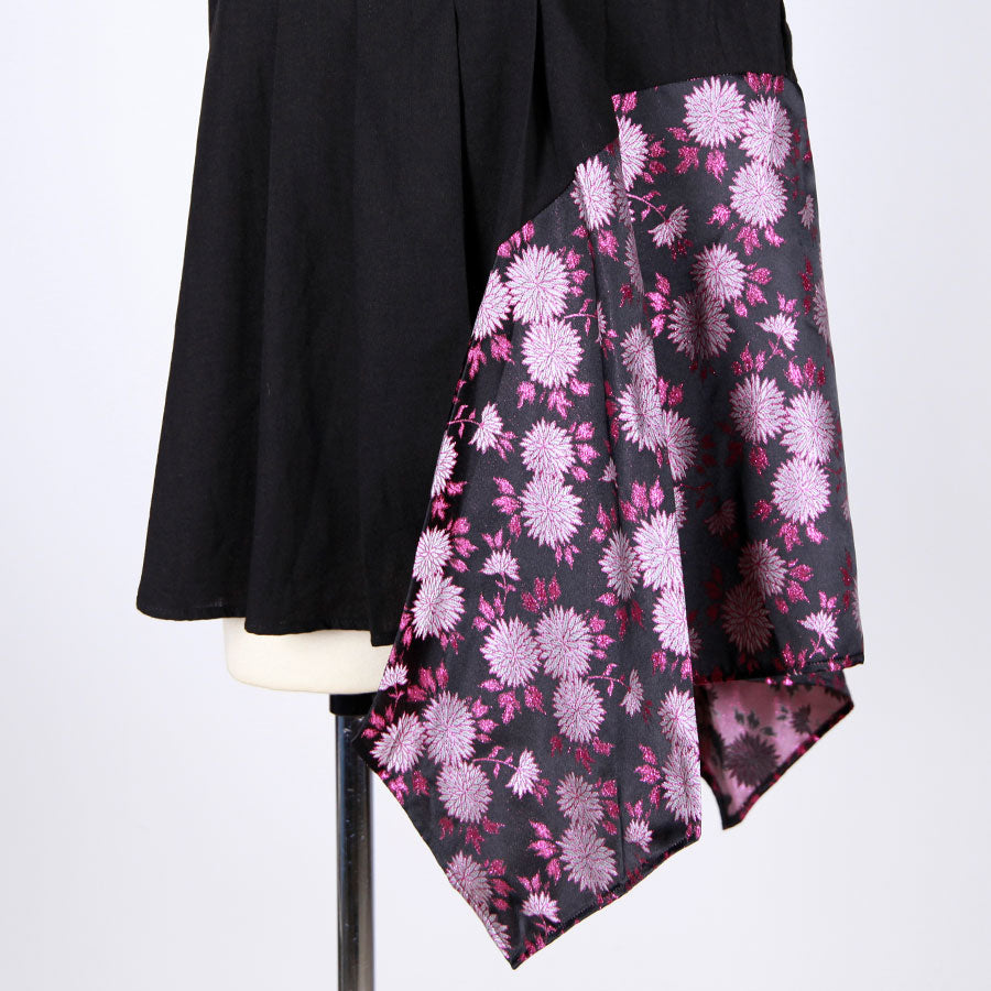 [One-of-a-kind item] TKg Kinran Chrysanthemum  Sleeveless Tops