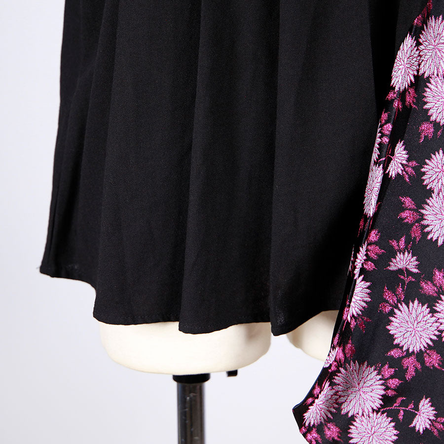 [One-of-a-kind item] TKg Kinran Chrysanthemum  Sleeveless Tops