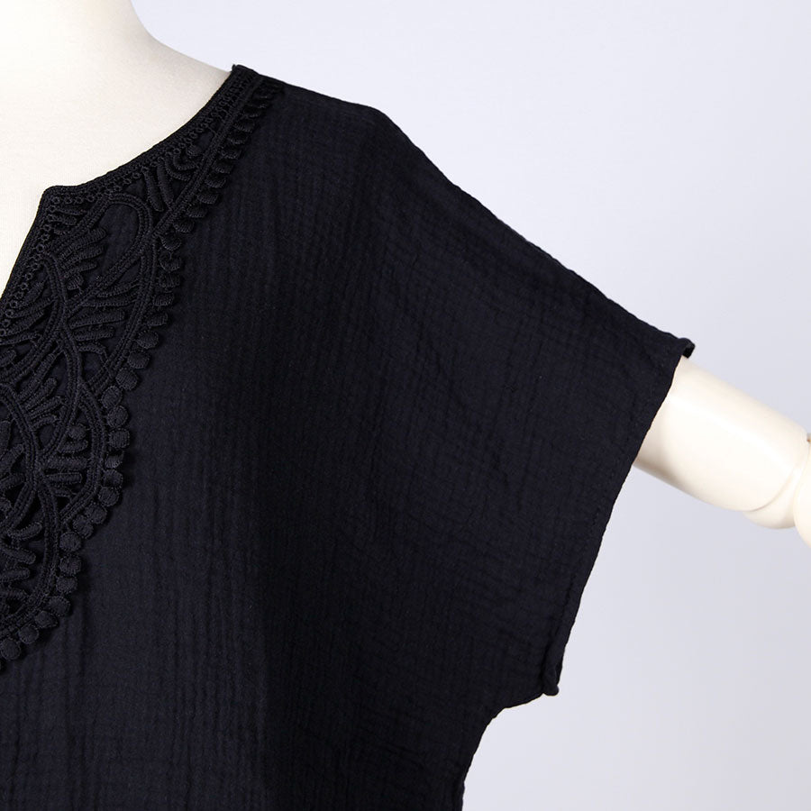 [One-of-a-kind item] TKg A Profusion of Flowers Lace Collar Tops