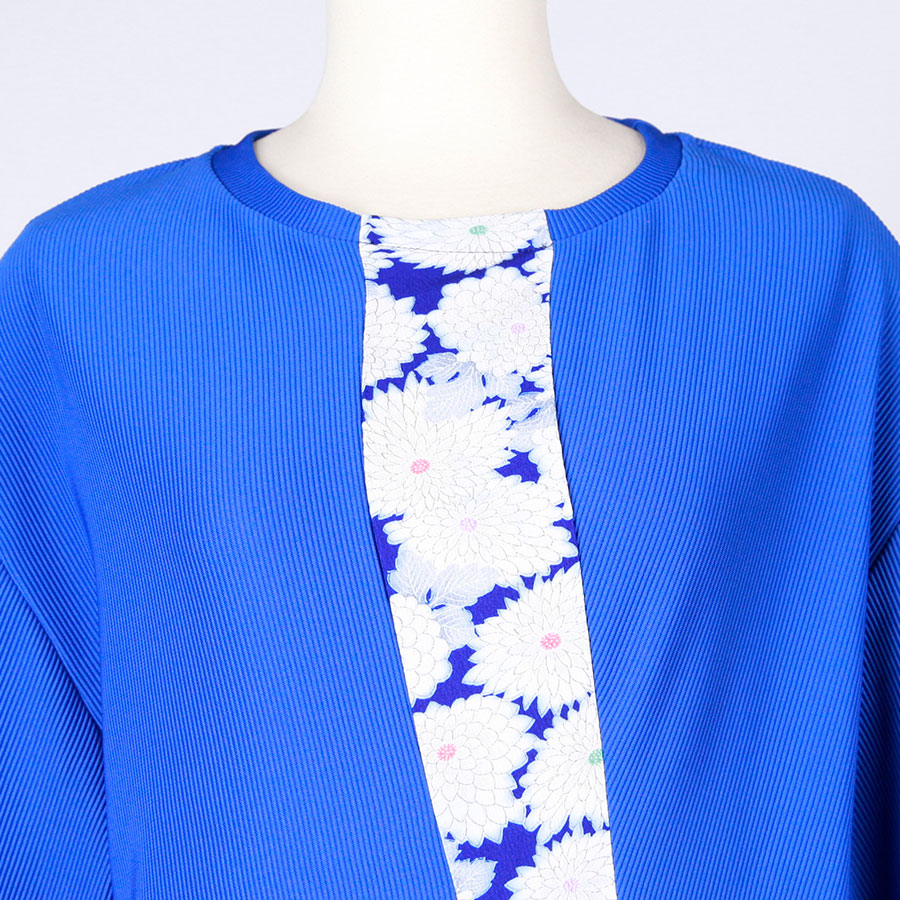 [One-of-a-kind item] TKg Vintage Kimono Blue Chrysanthemum Long Dress
