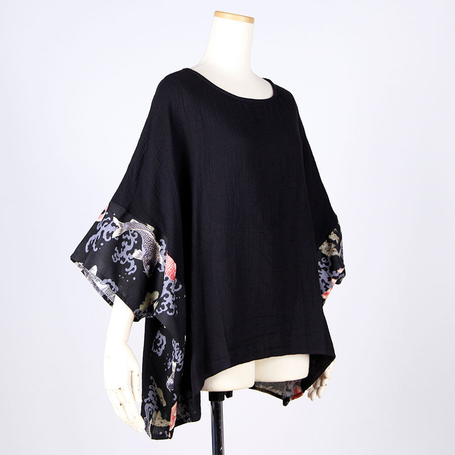 [One-of-a-kind item] TKg Carp Swimming in the Sky Cape Style Tops