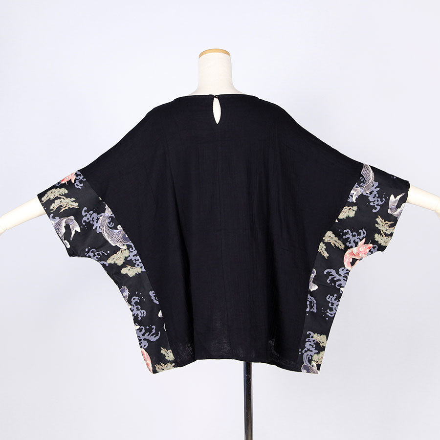 [One-of-a-kind item] TKg Carp Swimming in the Sky Cape Style Tops