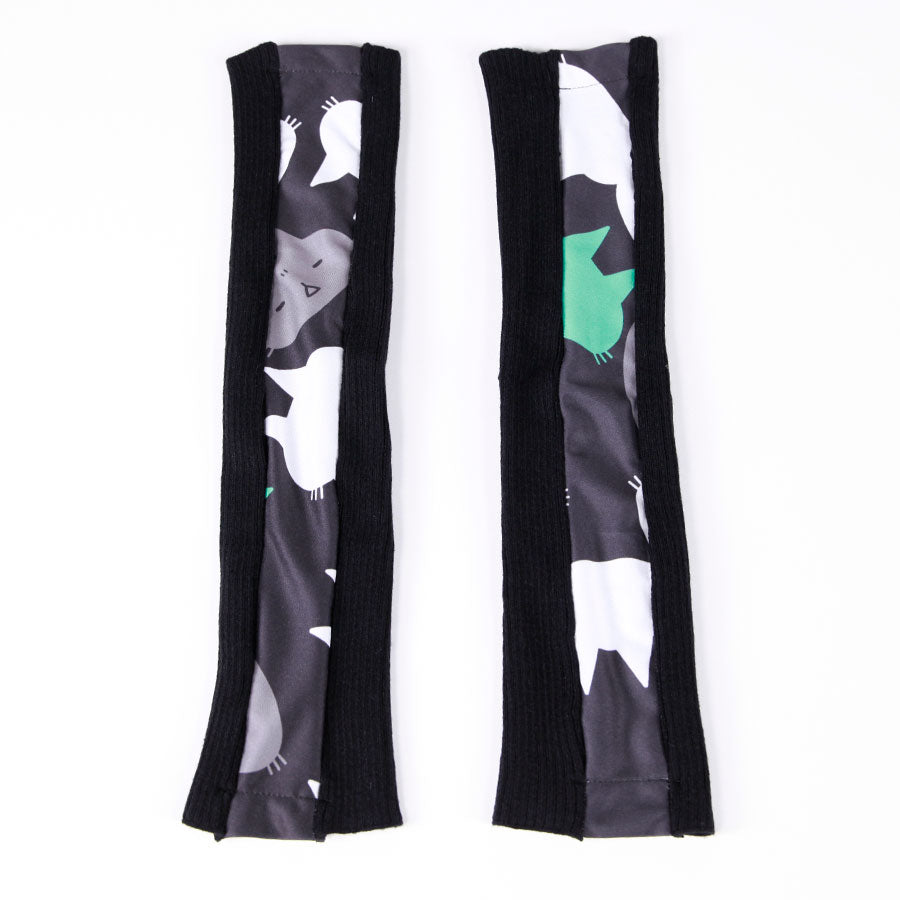 MINT NeKO グラフィック切替アームカバー BK-WH