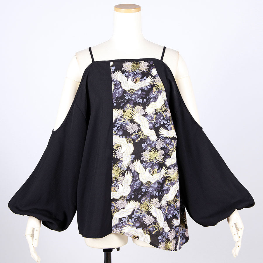 [One-of-a-kind item] TKg Crane and Chrysanthemum flower, Off-shoulder Top