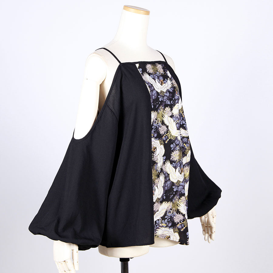 [One-of-a-kind item] TKg Crane and Chrysanthemum flower, Off-shoulder Top