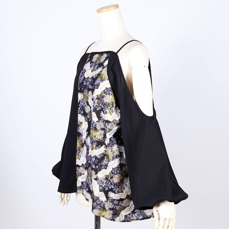 [One-of-a-kind item] TKg Crane and Chrysanthemum flower, Off-shoulder Top