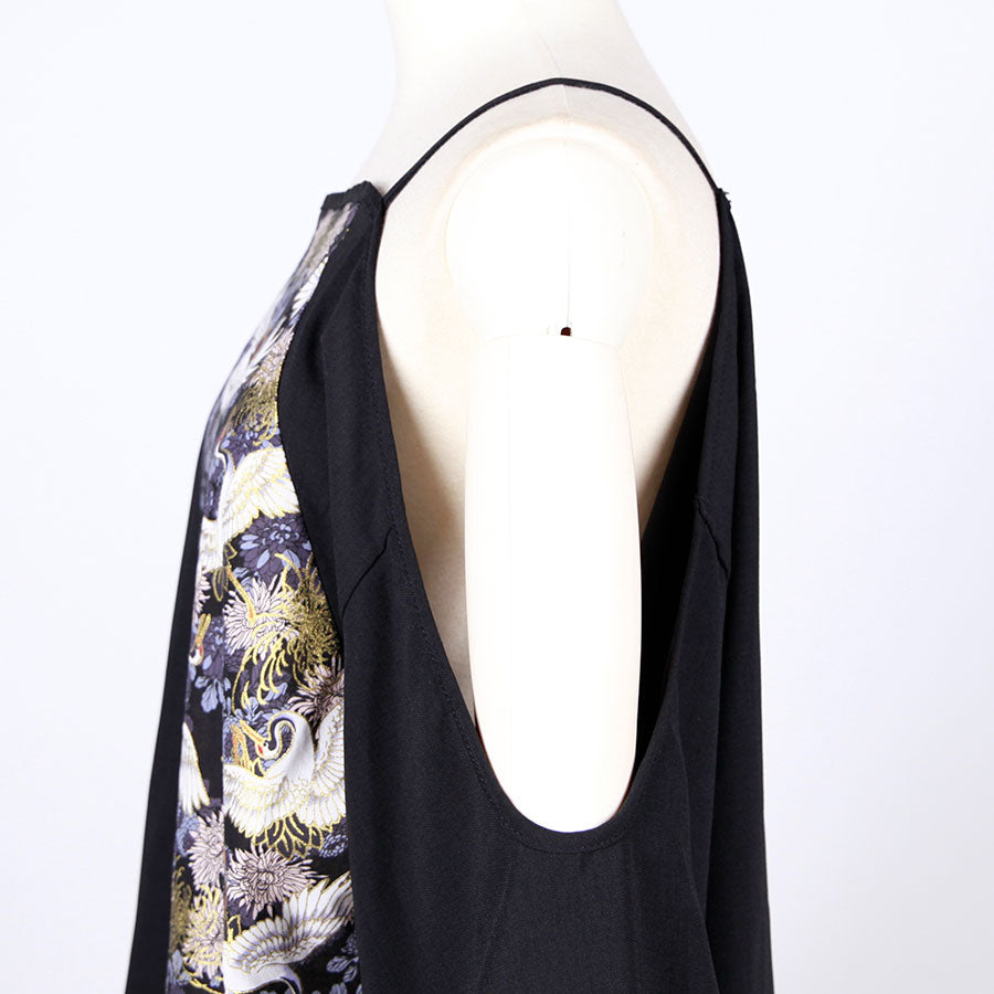 [One-of-a-kind item] TKg Crane and Chrysanthemum flower, Off-shoulder Top