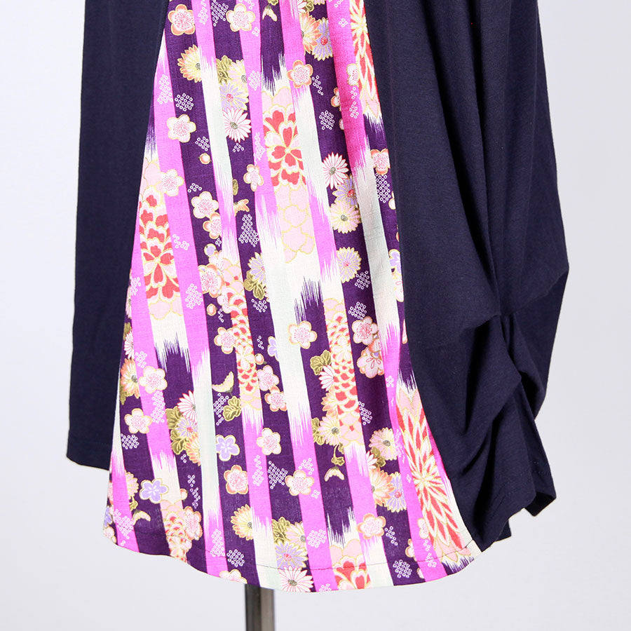 [One-of-a-kind item] TKg Vertical Striped Japanese Pattern French Sleeve Blouse