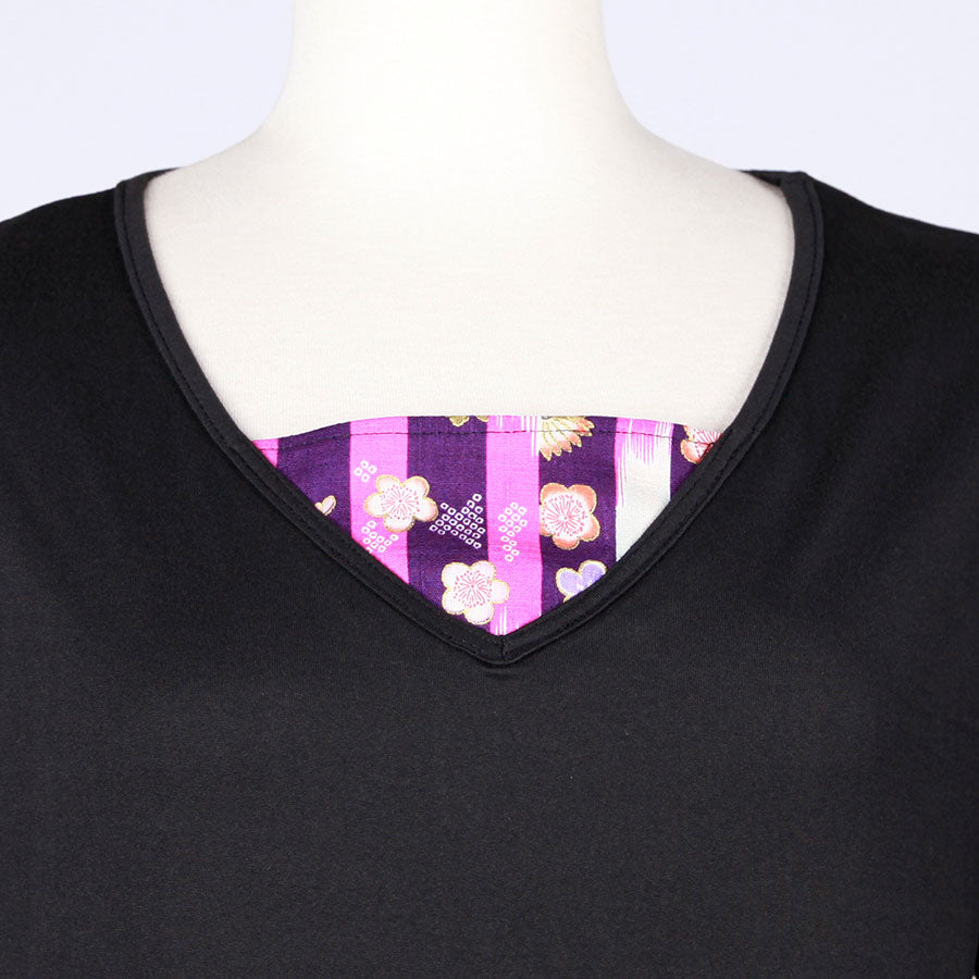 [One-of-a-kind item] TKg Vertical Striped Japanese Pattern V-neck Top