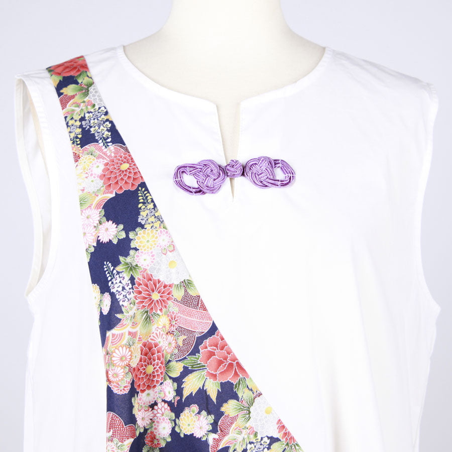 [One-of-a-kind item] TKg Autumn Flower Japanese Pattern Sleeveless Blouse