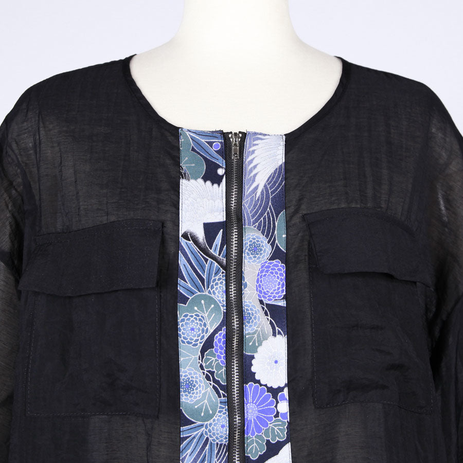 [One-of-a-kind item] TKg Blue Crane Pattern Round Neck Thin Shirt Blouson