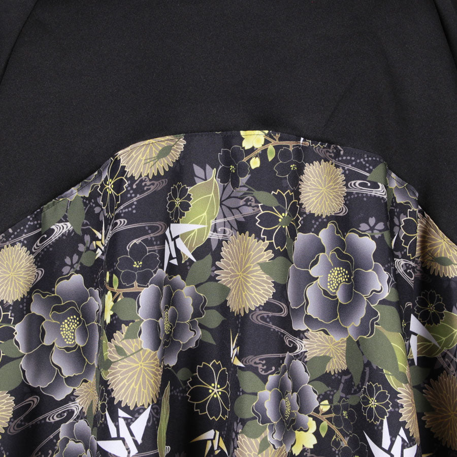 [One-of-a-kind item] TKg Origami Crane  in flowers Black Short Hoodie