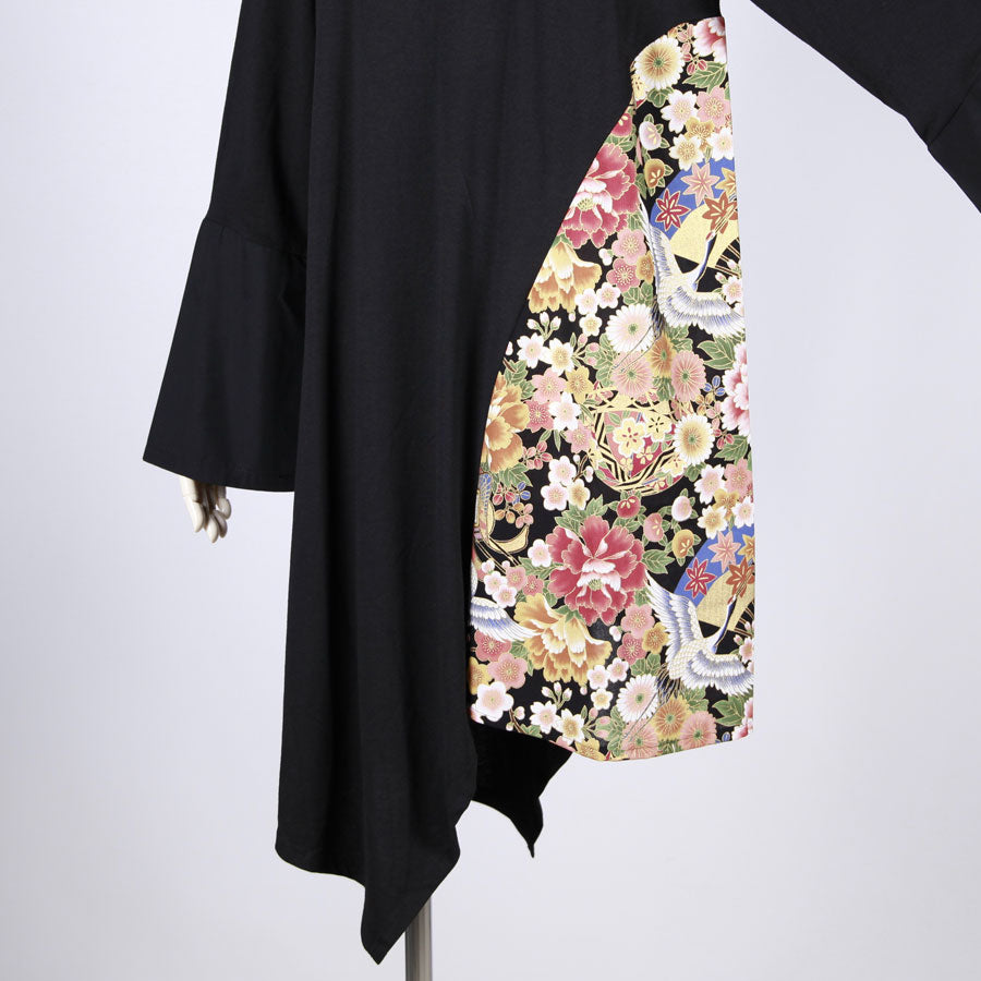 [One-of-a-kind item] TKg Crane in the Flower Asymmetric Tunic