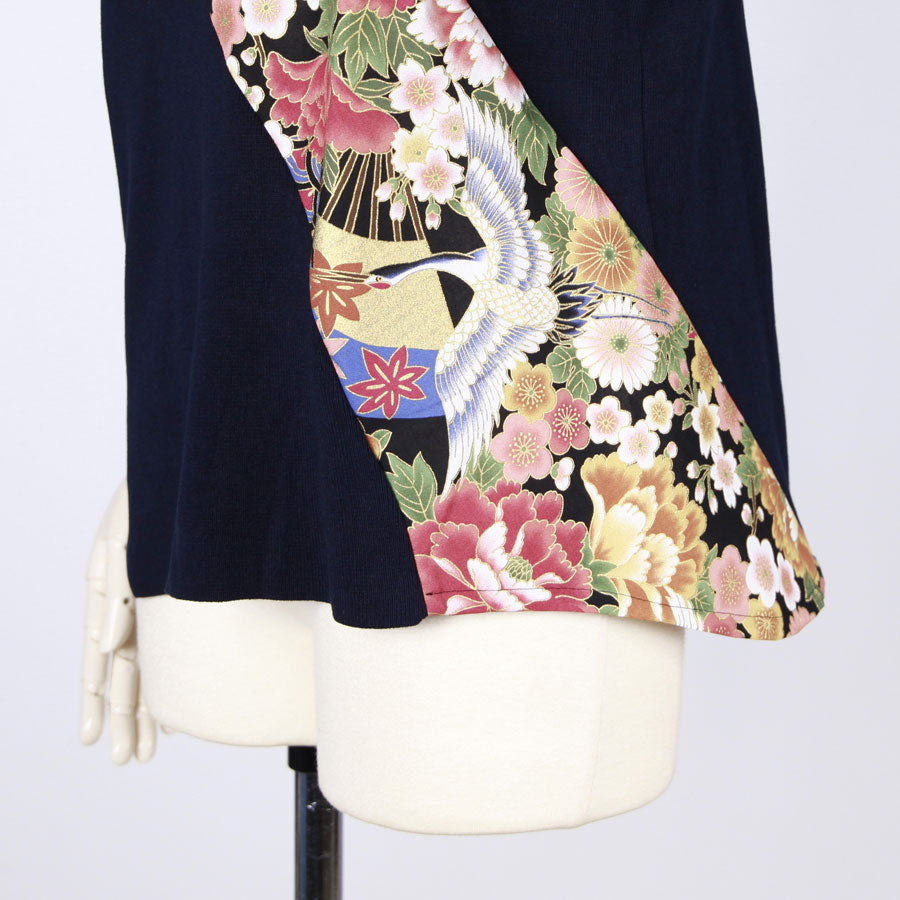 【一点物】TKg 花の中の鶴 斜め切り替えトップス