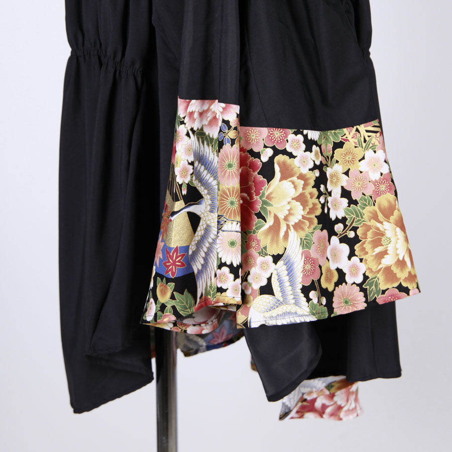 [One-of-a-kind item] TKg Crane in the Flower Shirring Skirt