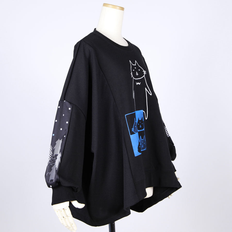 MINT NeKO Patchwork Wide Sweatshirt / A