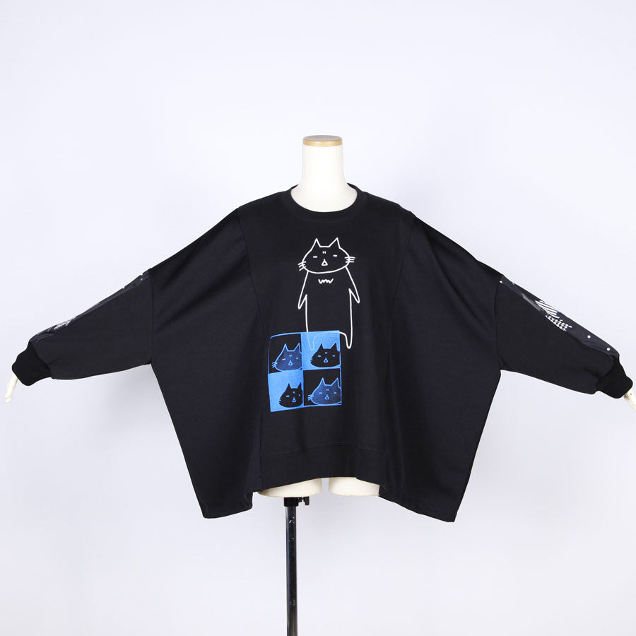 MINT NeKO Patchwork Wide Sweatshirt / A