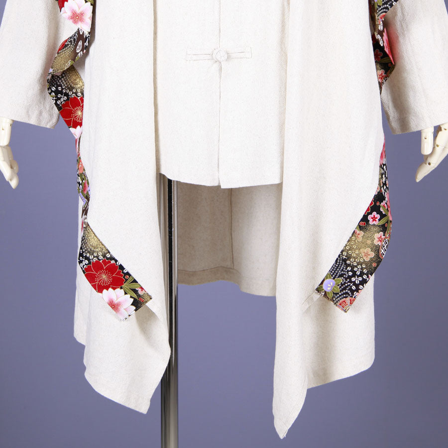 [One-of-a-kind item] TKg Flying Japanese flowers swaying haori