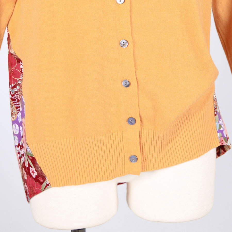 [One-of-a-kind item] TKg Flying Japanese Flower Mustard Color Cardigan