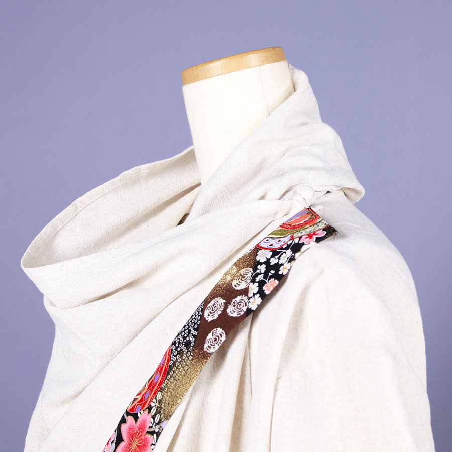 [One-of-a-kind item] TKg Flying Japanese flowers swaying haori