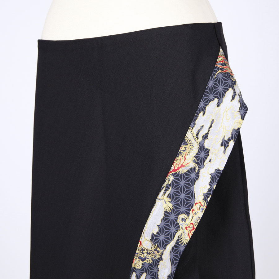 [One-of-a-kind item] TKg Dragon Flying on Hemp Leaves Pattern Diagonal Layered Skirt