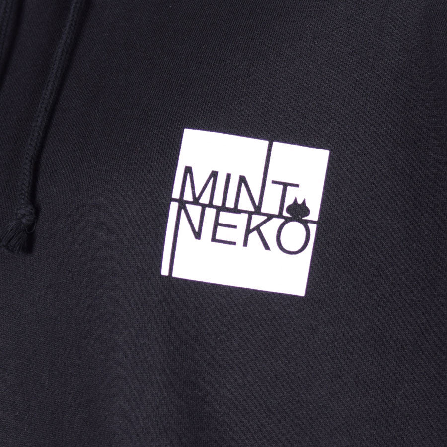 MINT NeKO Volume Sleeve Hoodie / BK