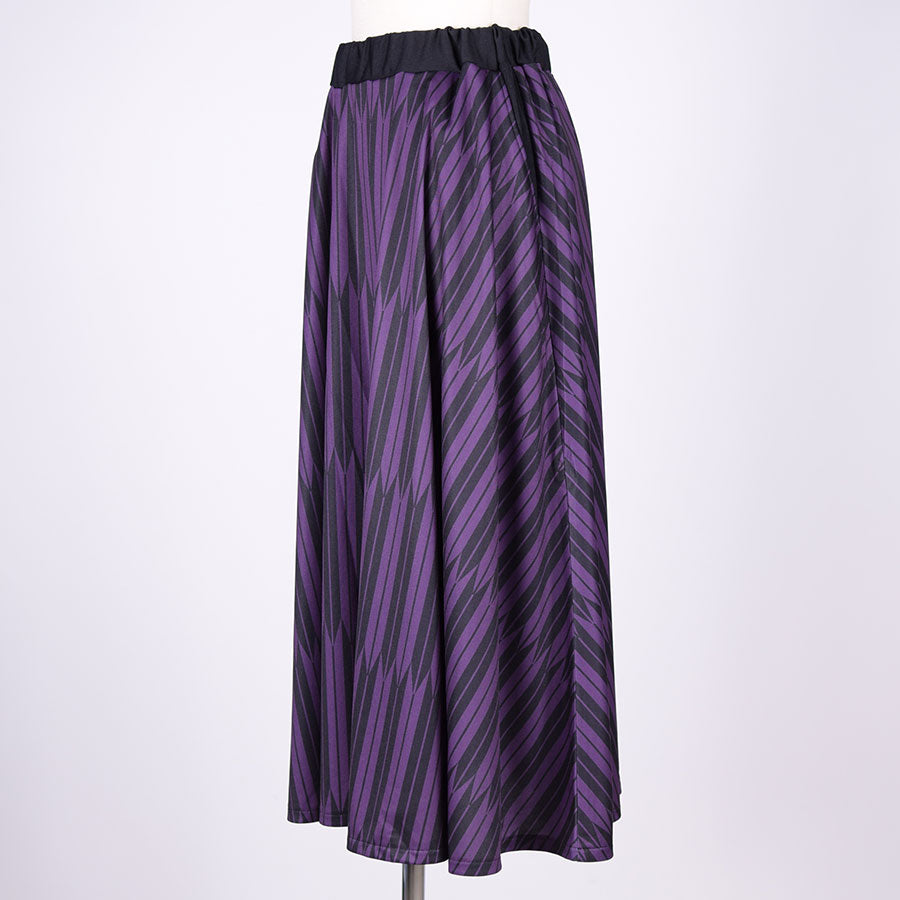 gouk Japanese pattern flare skirt / BK-PUR
