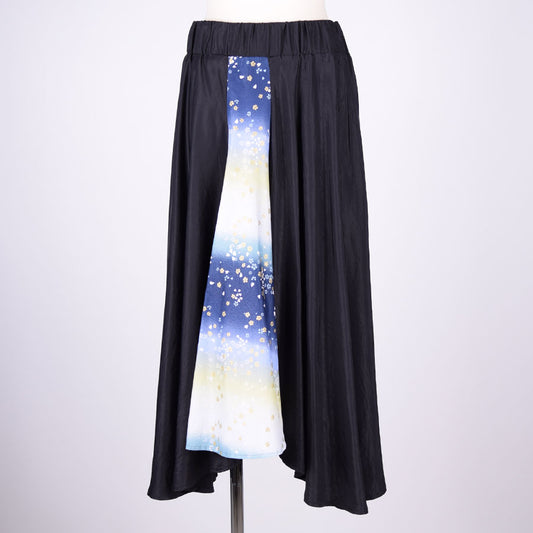 [One of a kind] TKg Random Hem Skirt with a Vertical Japanese Pattern