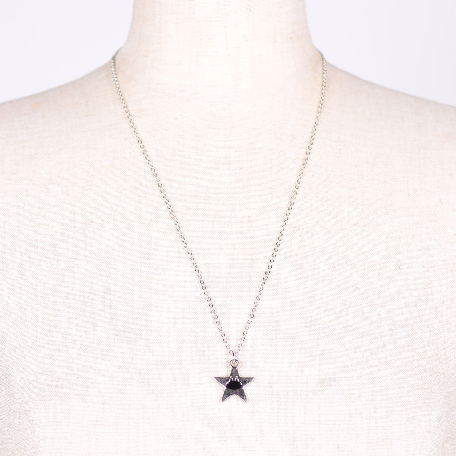 MINT NeKO Small Star Necklace