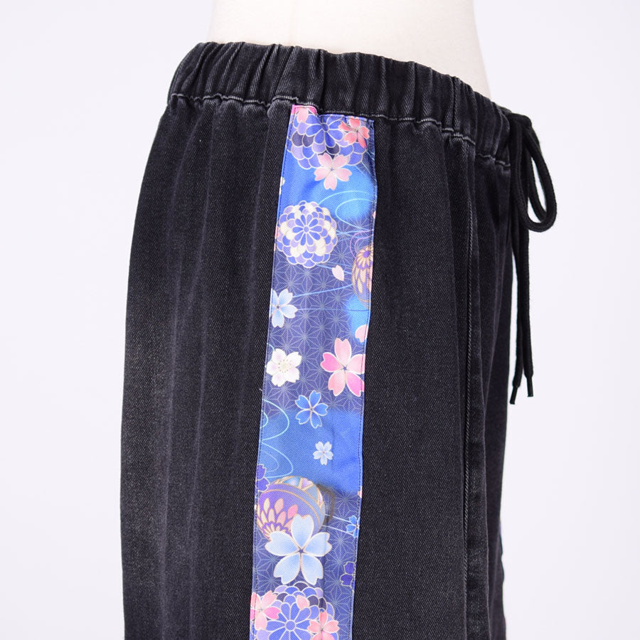 [One of a kind] TKg Denim Pants with Japanese pattern