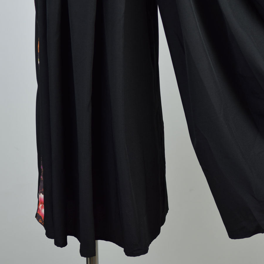 [1 point] TKG 3 tack hakama pants