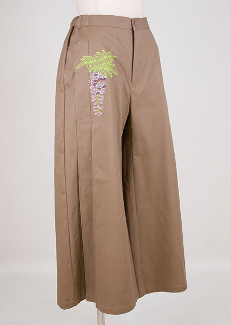 Wide pants beige with pleats on both sides of GOUK