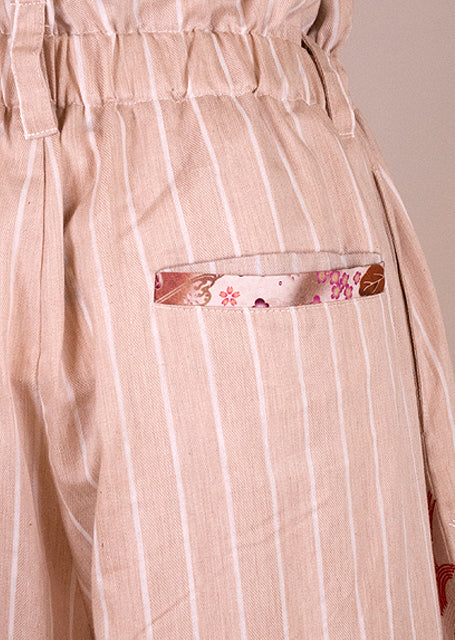 gouk 両脇に水引の刺繍が入ったワイドパンツ　ベージュストライプ