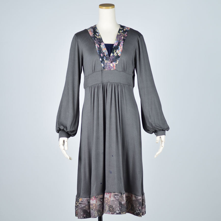 Pintack collar dress with TKR cherry blossom prints